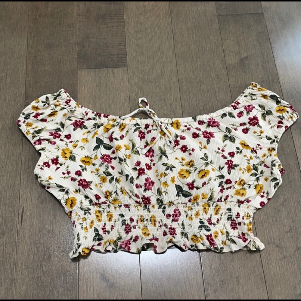 Floral crop top